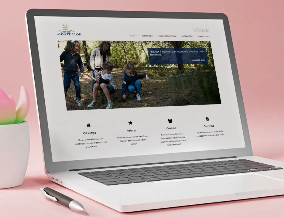 Site da Monteflor num portátil